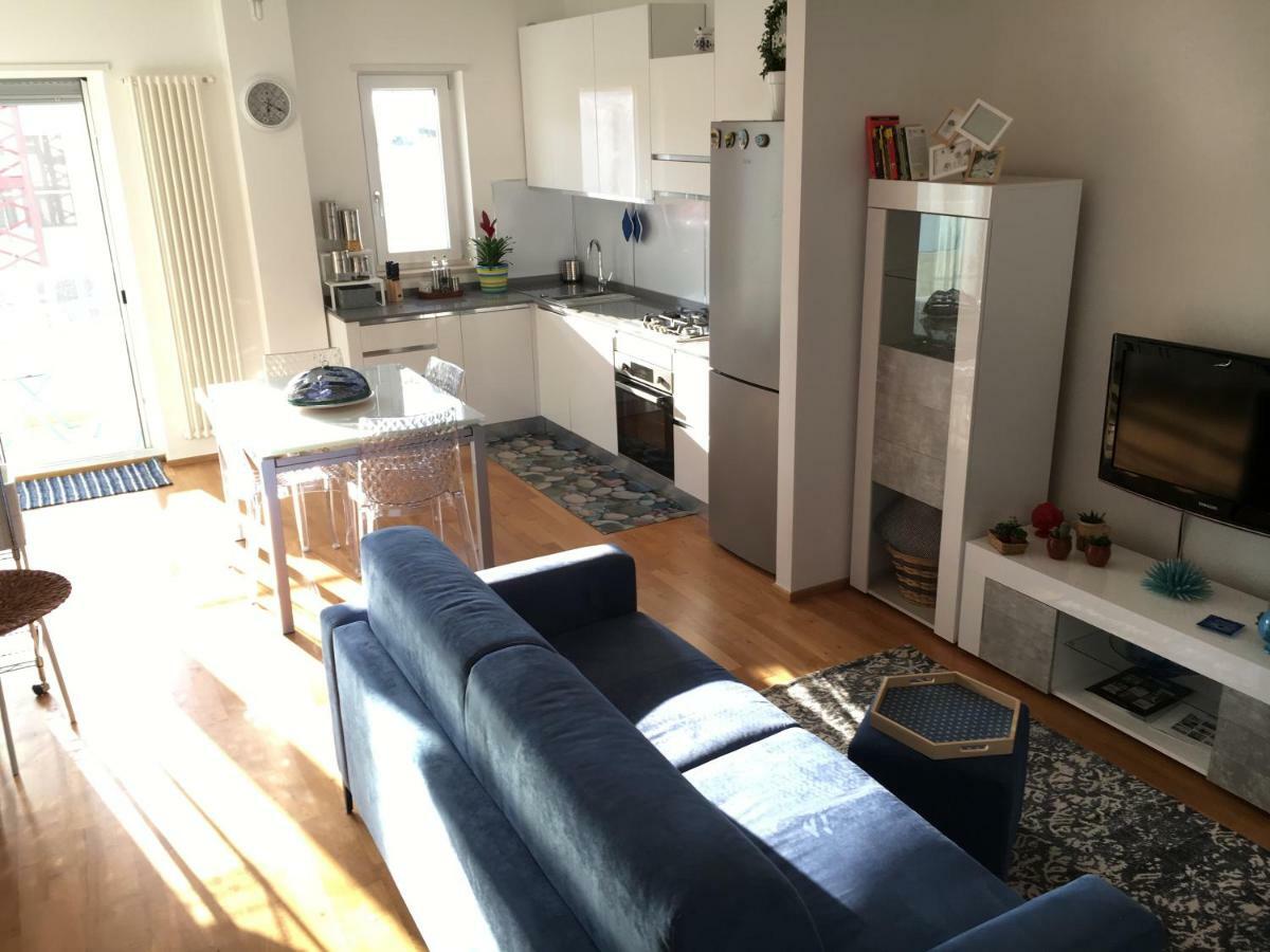 Teti Holiday Home 滨海波利尼亚诺 外观 照片